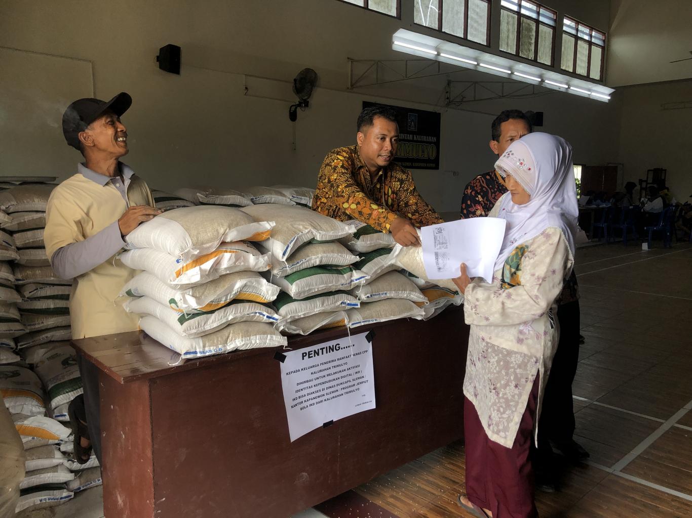 Penyaluran Bansos Beras CPP Bulan Oktober