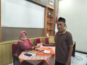 Trimulyo Salurkan BLT Dana Desa Tahap 9 kepada Warga Penerima Manfaat