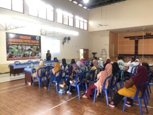 Pelatihan Pupuk Organik: Dorong Warga Kurangi Sampah Rumah Tangga