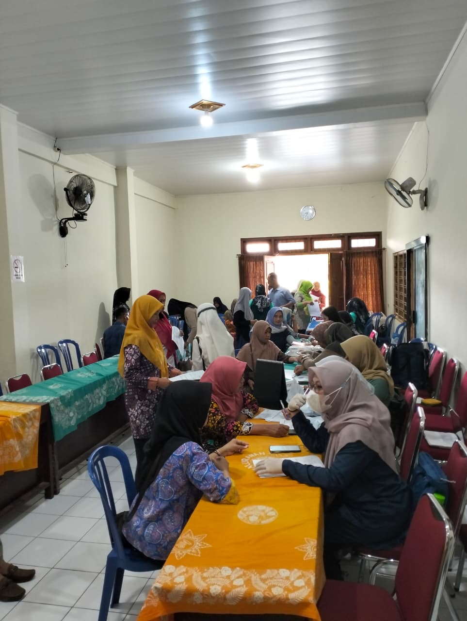 Jaga Kebugaran, Pamong Kalurahan Trimulyo Ikuti Pemeriksaan Kesehatan